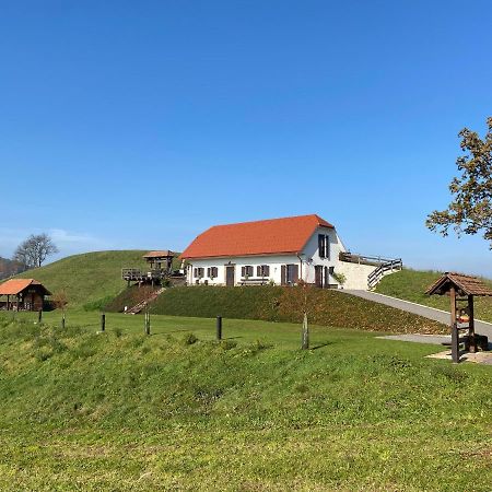 Tourist Farm Artisek Villa Store Luaran gambar