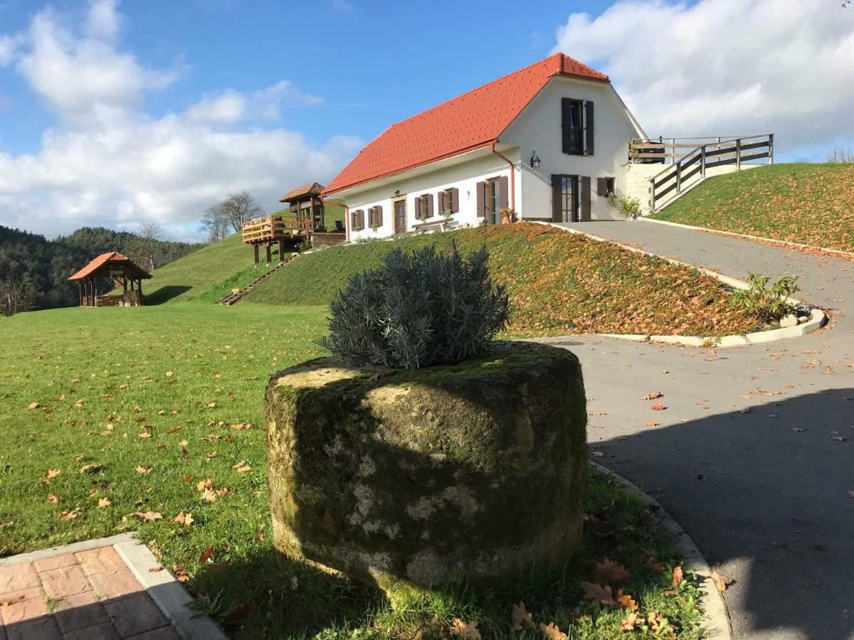 Tourist Farm Artisek Villa Store Luaran gambar